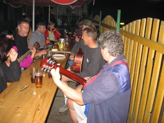 Záchranáři, Vltava 2007 > obr (97)